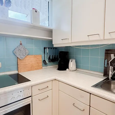 Apartment Baltic 168 *